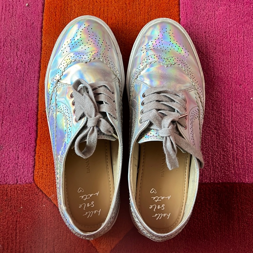 Banana republic krysta brogue iridescent sneakers